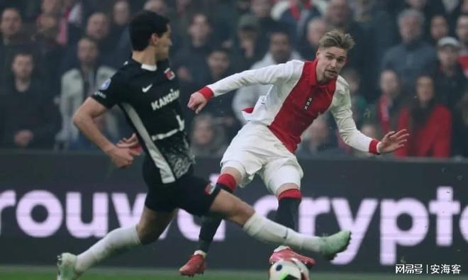 更是对当前 更是对当前