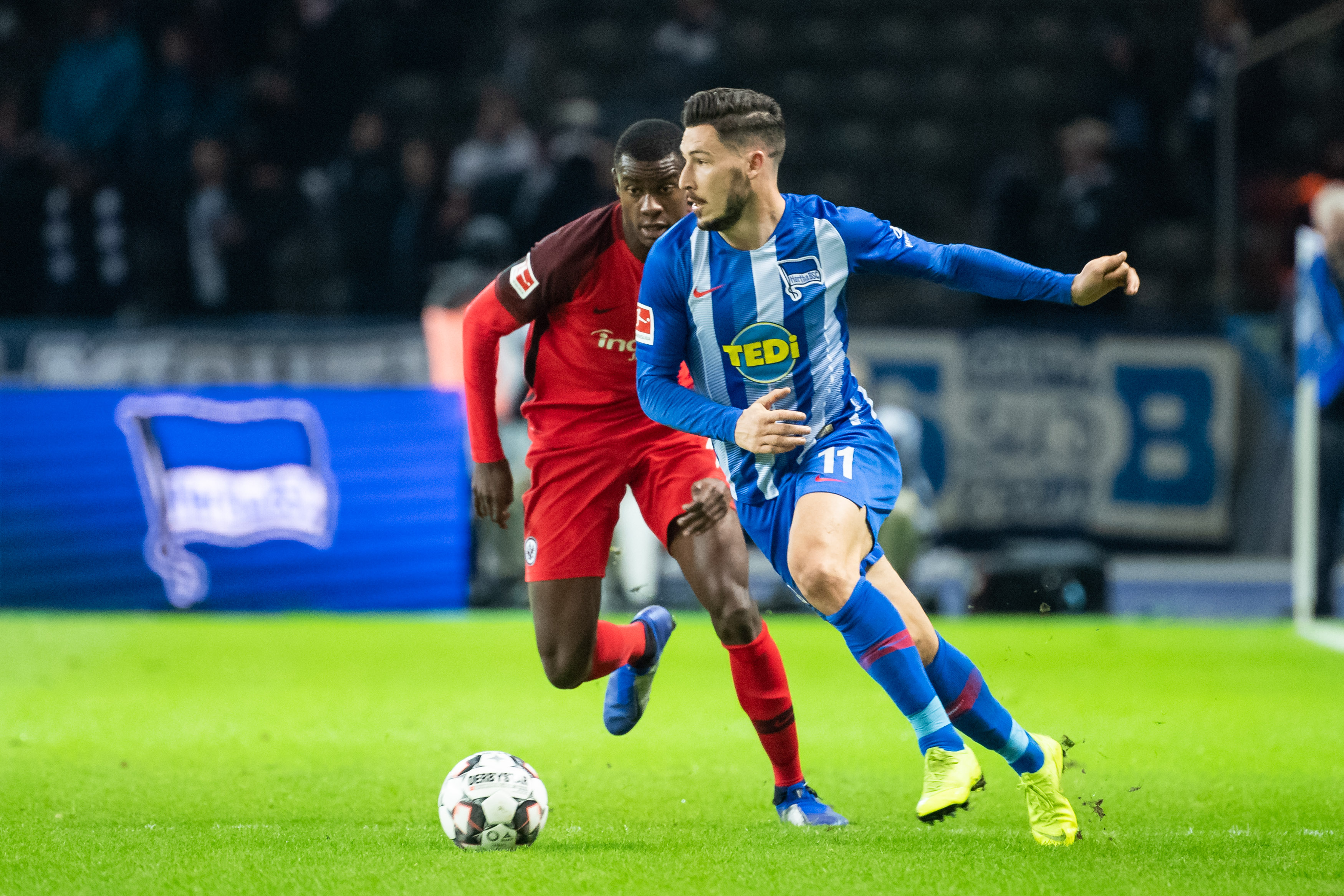 以雷霆之势 以雷霆之势