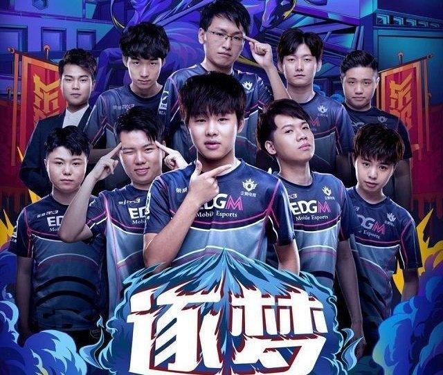 以跑动牵制